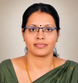 മീന  മാത്യു പി