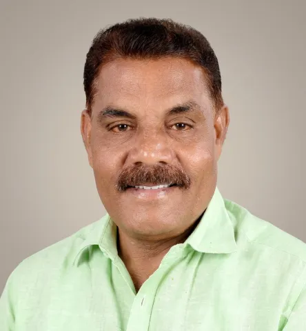എ എ മായിന്‍