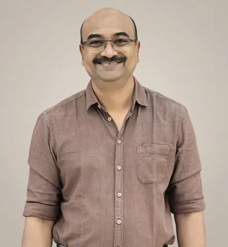 ഫ്രാങ്ക് ഹോബ്സണ്‍ എം പി