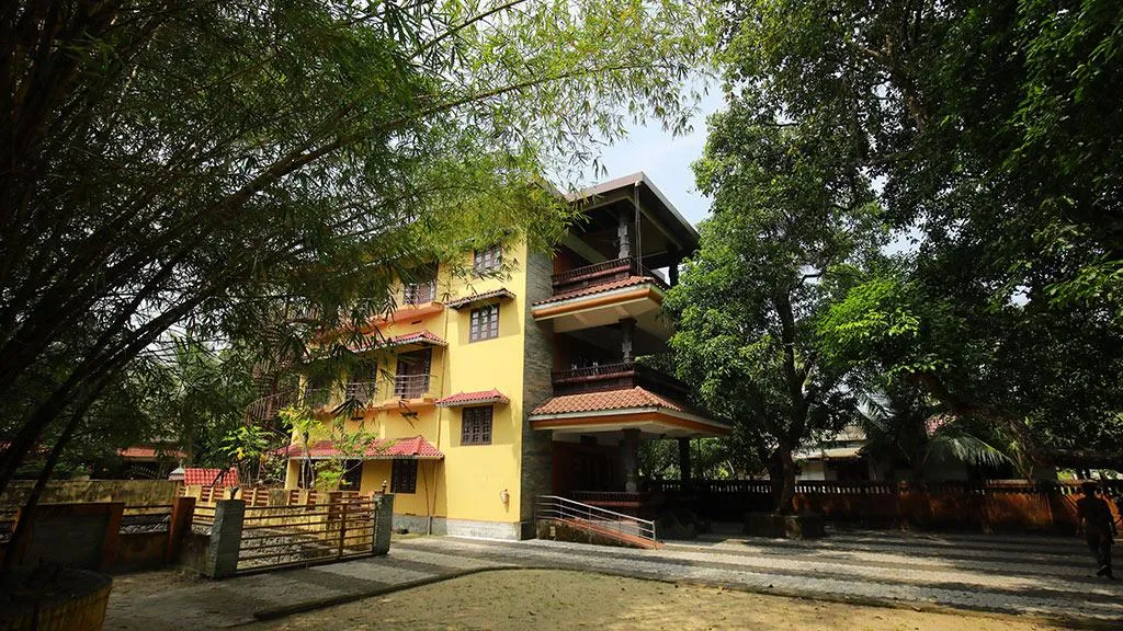 കമലസുരയ്യ സ്മാരക മന്ദിരം