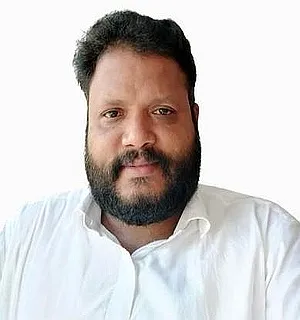 ശ്രീ യു വി ഗിരീഷ്