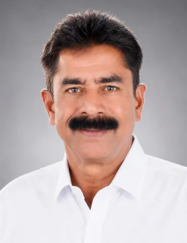 സി കെ തിലകൻ 