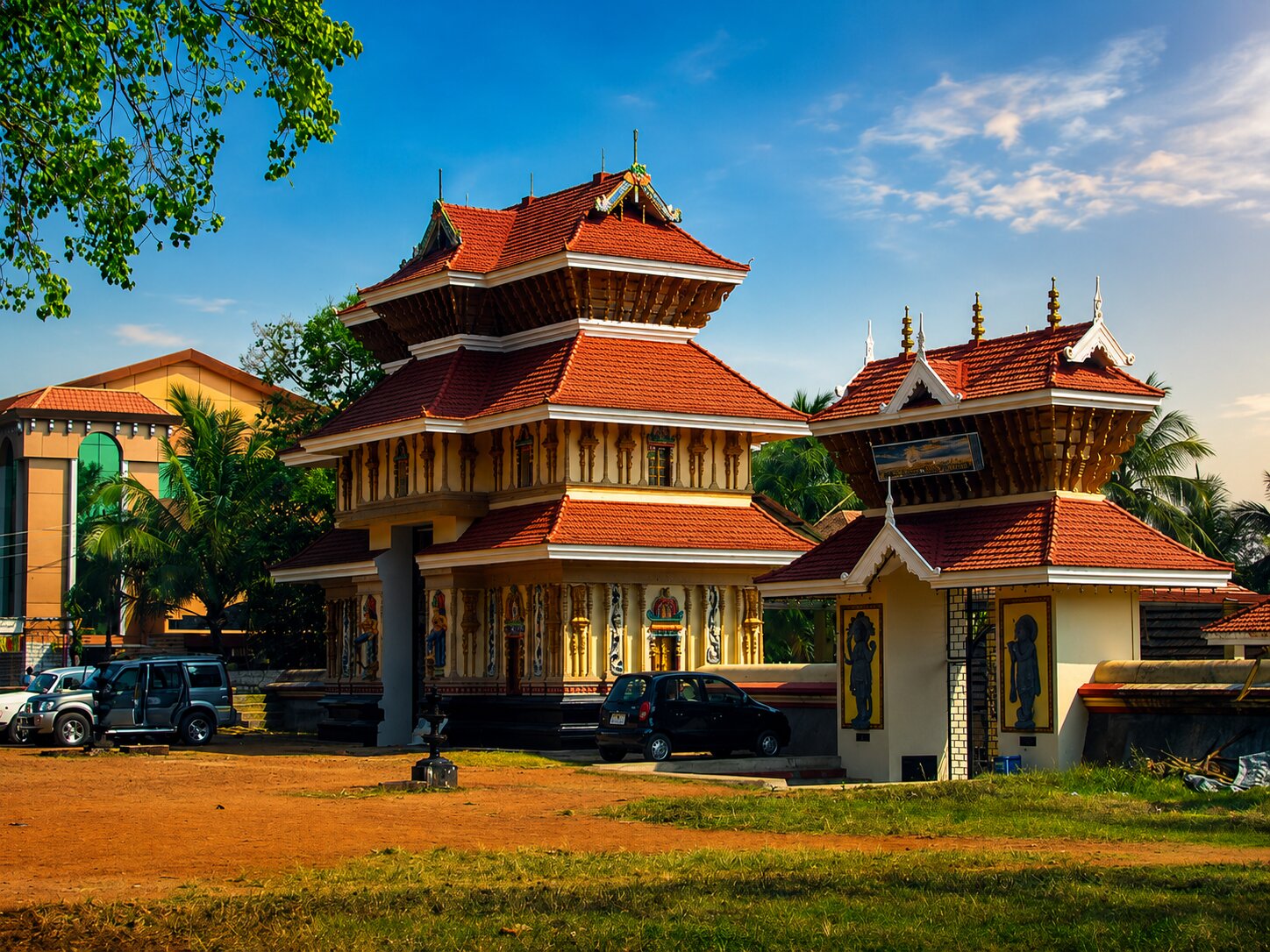 Muthuvara Shiva Temple