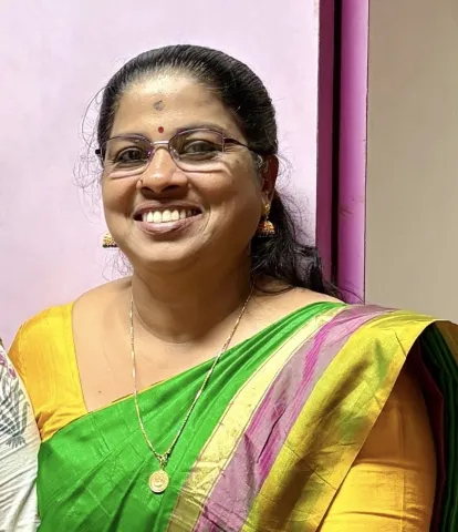 സുനിത കെ വി
