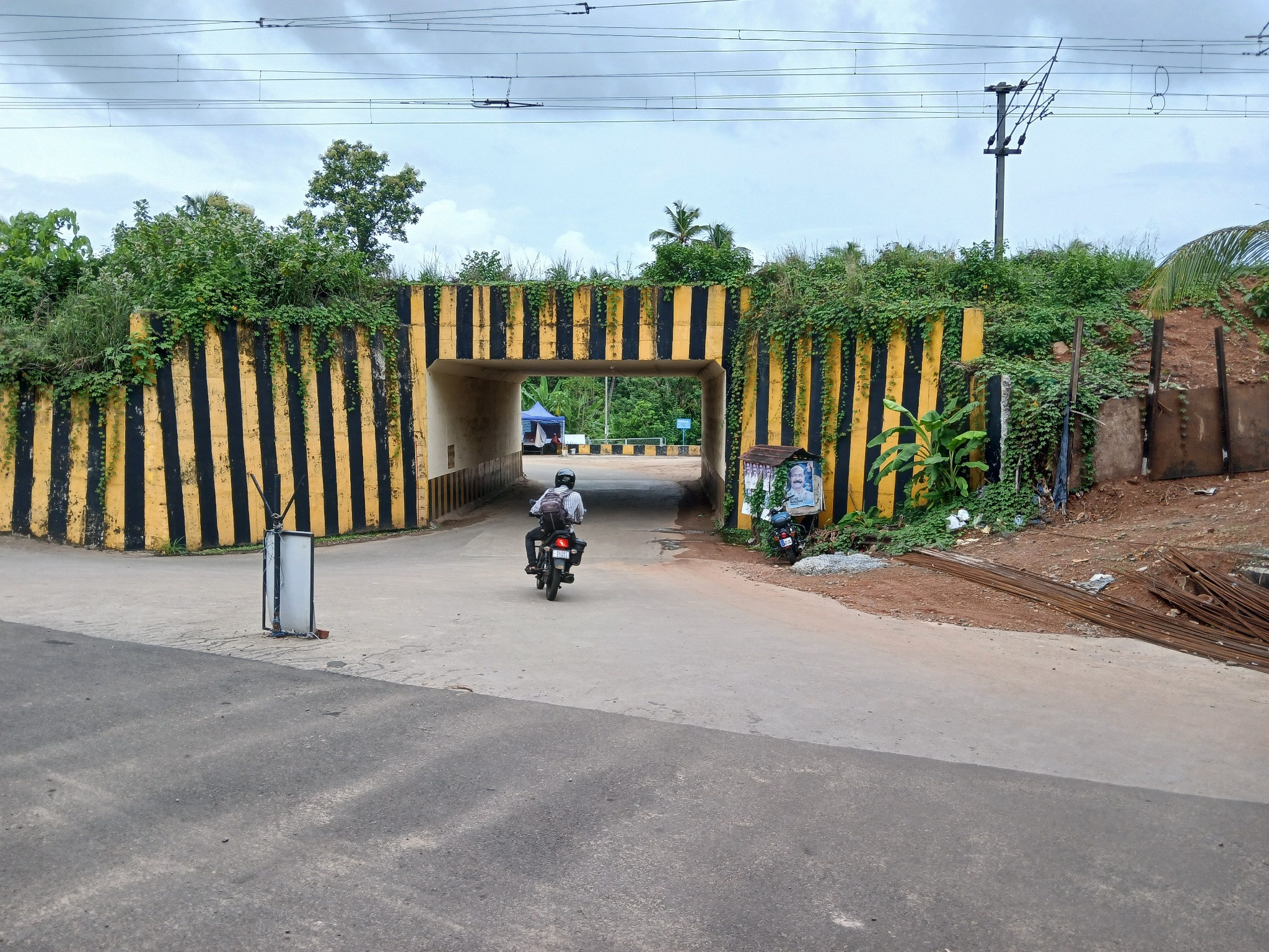 Railway Underpassage - Avinissery