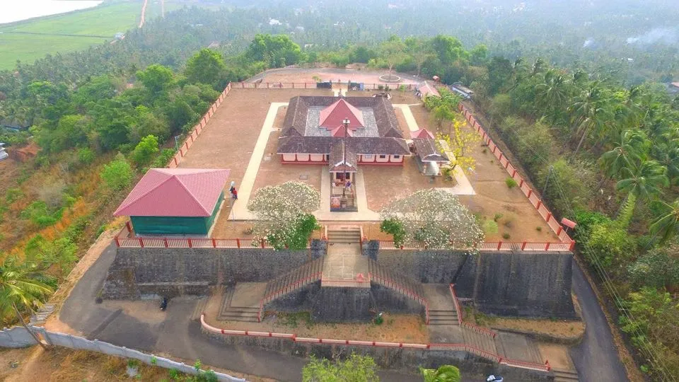 ഐക്കുന്ന് പാണ്ഡവഗിരി ക്ഷേത്രം