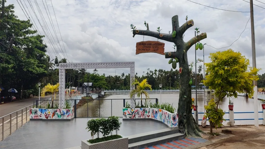 പൊതുമ്പുച്ചിറ 