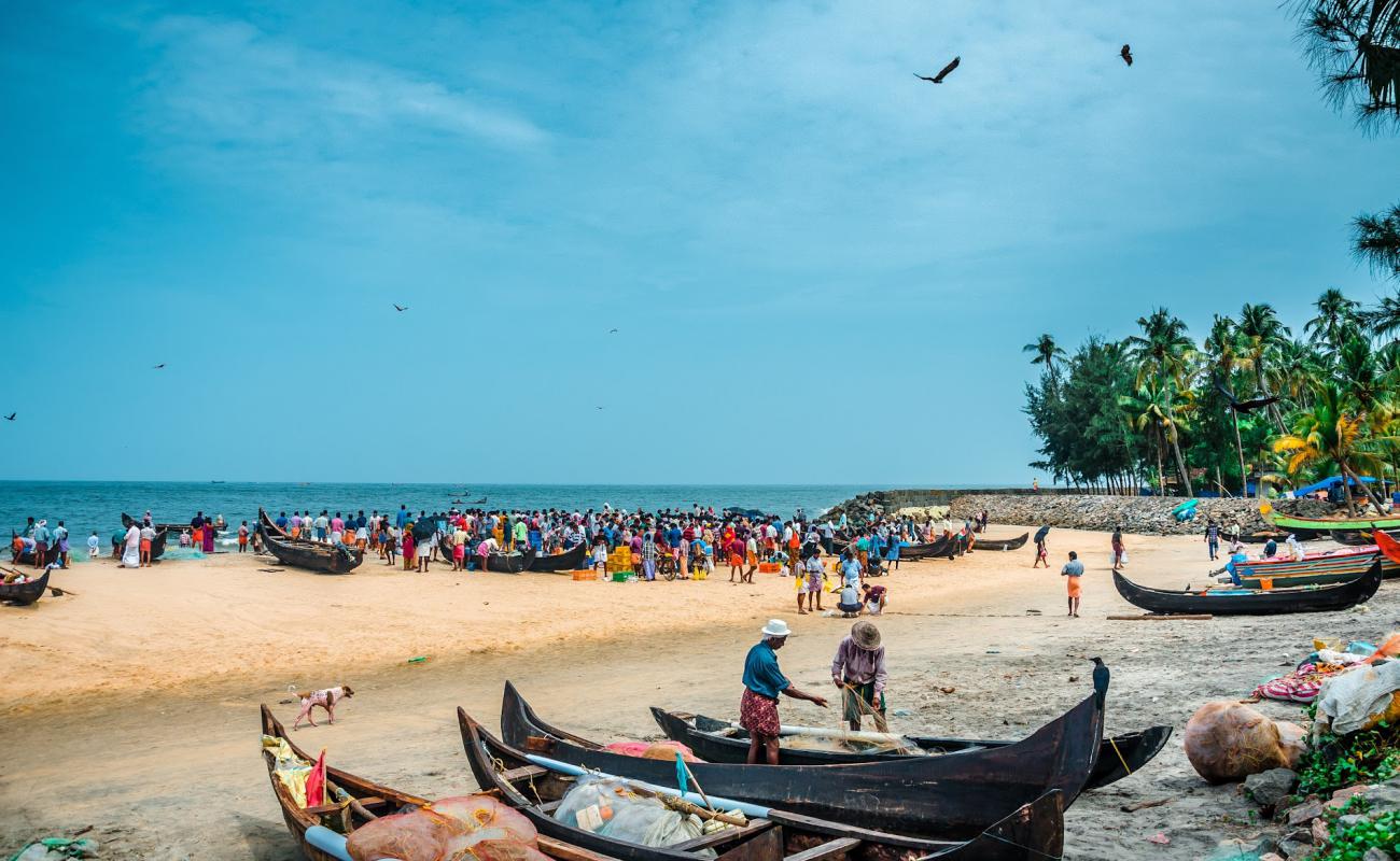 കാര വാക്കടപ്പുറം