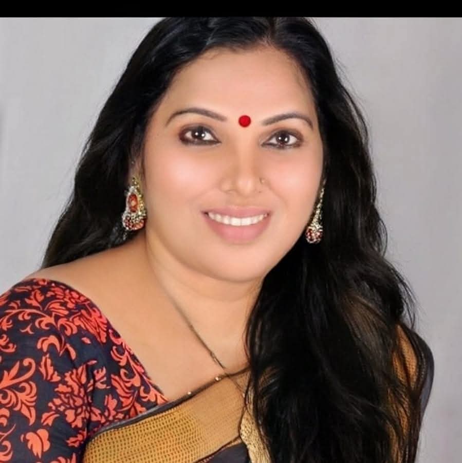 ലക്ഷ്മി ദാമോദര്‍