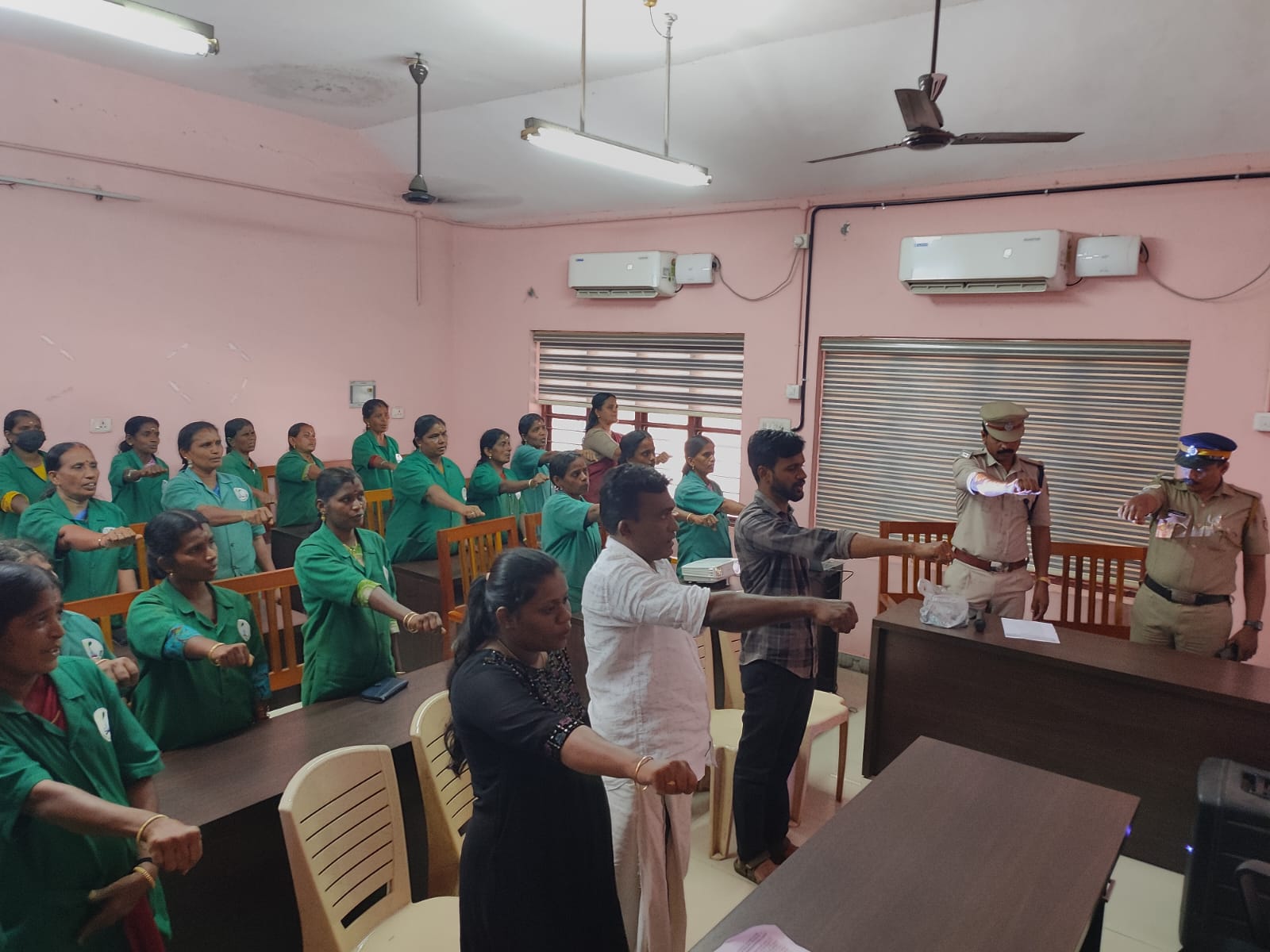 ഓപ്പറേഷന്‍ തൂഫാന്‍ പ്രതിജ്ഞ