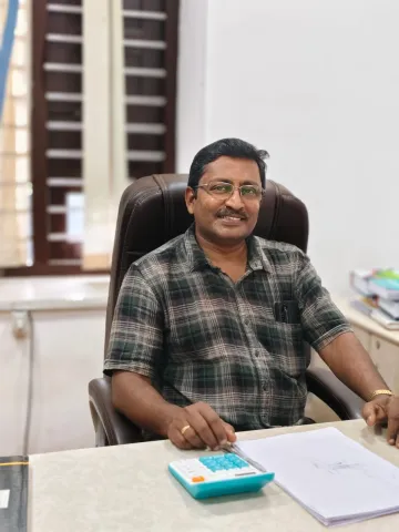 പ്രസാദ് എം