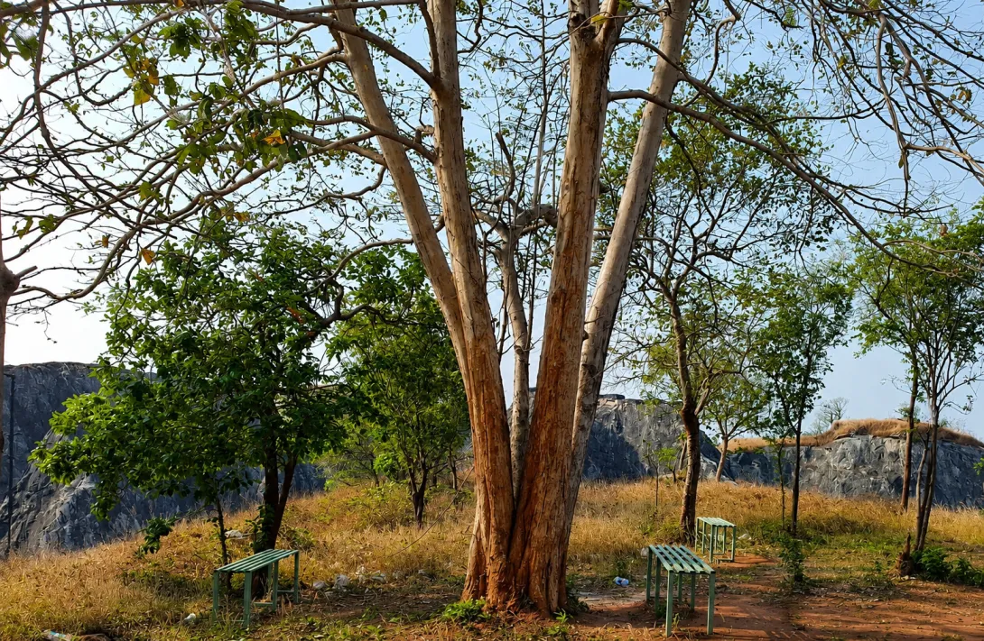 മഴ കാണാനൊരിടം