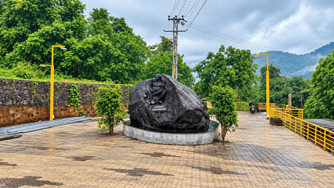 ആഡ്യന്‍പാറ വെള്ളച്ചാട്ടം