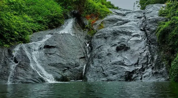 പാതാര്‍ വെള്ളച്ചാട്ടം