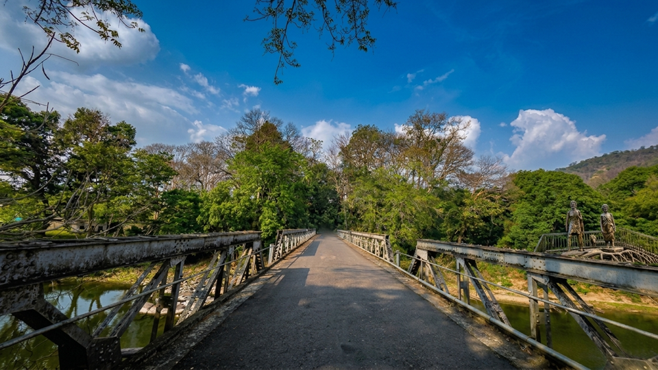 NEDUMKAYAM - TOURIST PLACE 