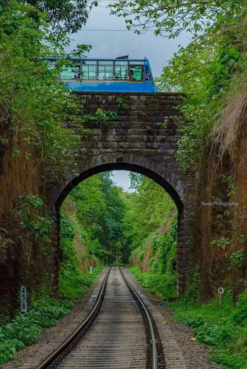 തുവ്വൂർ കമാനം