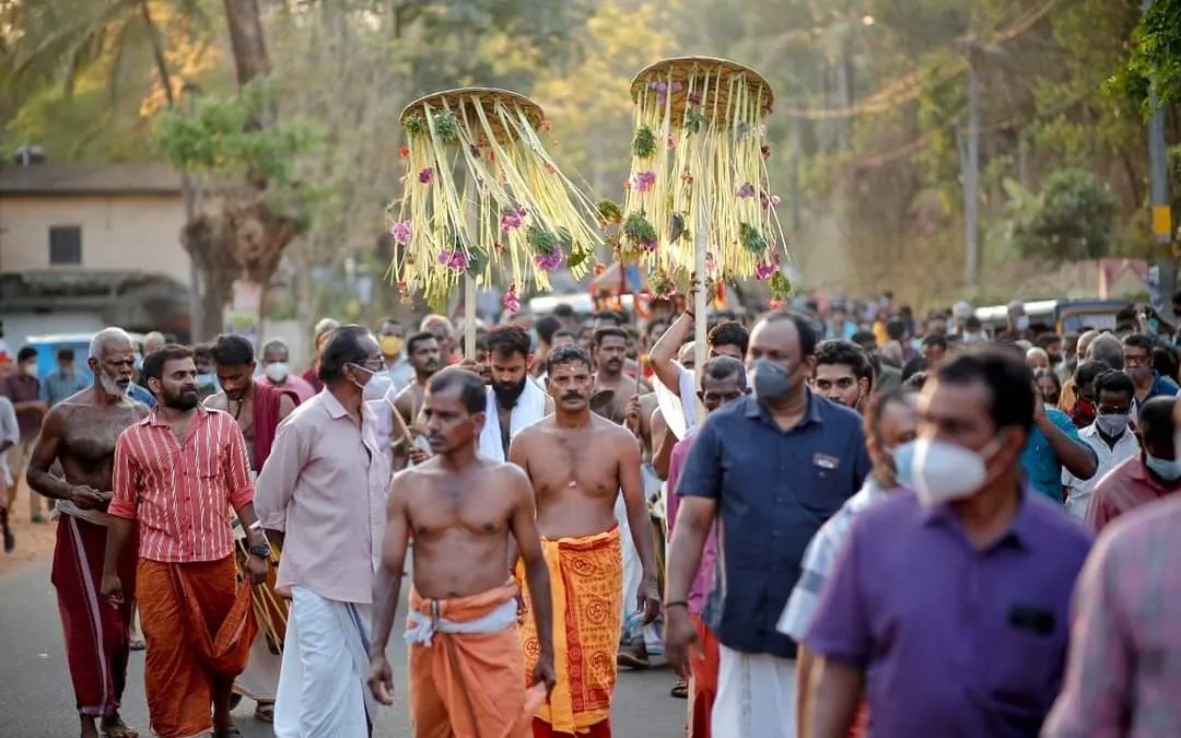 തിരുവാലി കൈതയിൽ ക്ഷേത്രത്തിലെ താലപ്പൊലി