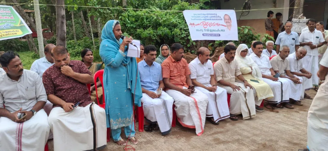 ചെറുകാവ് ഗ്രാമപഞ്ചായത്ത് പെരിയമ്പലം _ പള്ളിക്കൽ ബസാർ റോഡ് ഉൽഘാടനം