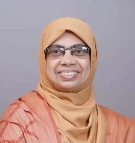 പി എ നസീറ