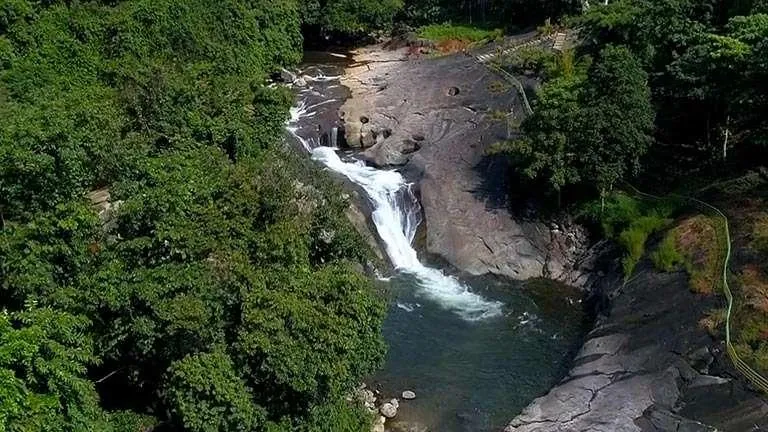 തോണിക്കല്ലുപ്പാറ വെള്ളച്ചാട്ടം