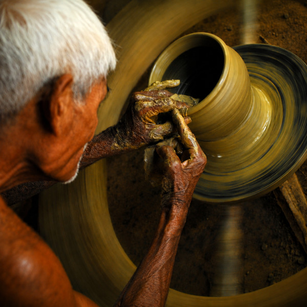 കളിമണ്‍ പാത്ര നിർമ്മാണം
