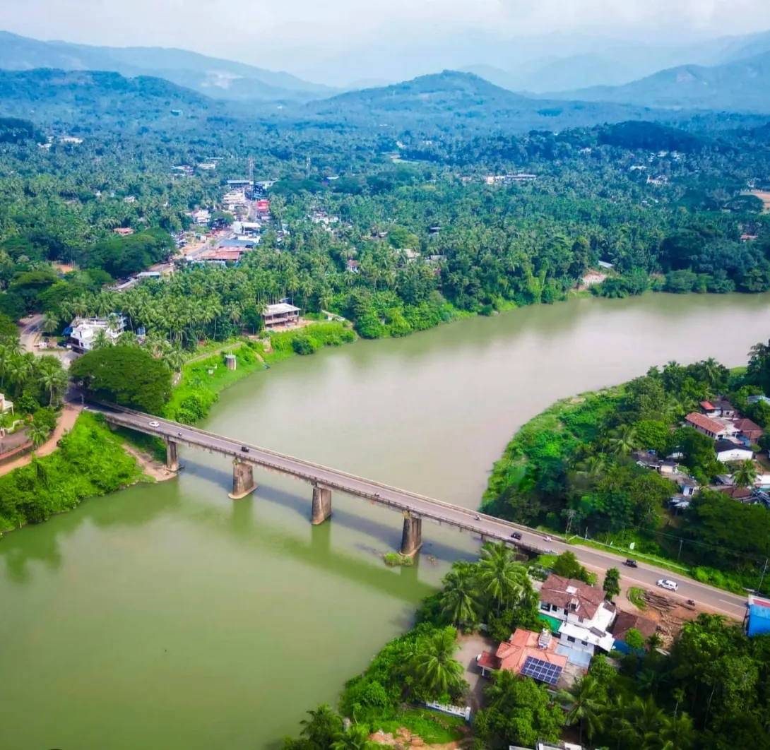 അരീക്കോട് താഴത്തങ്ങാടി പാലം