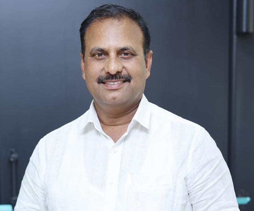 സി പി  ഷാജി