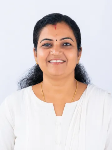 രശ്മി വി 