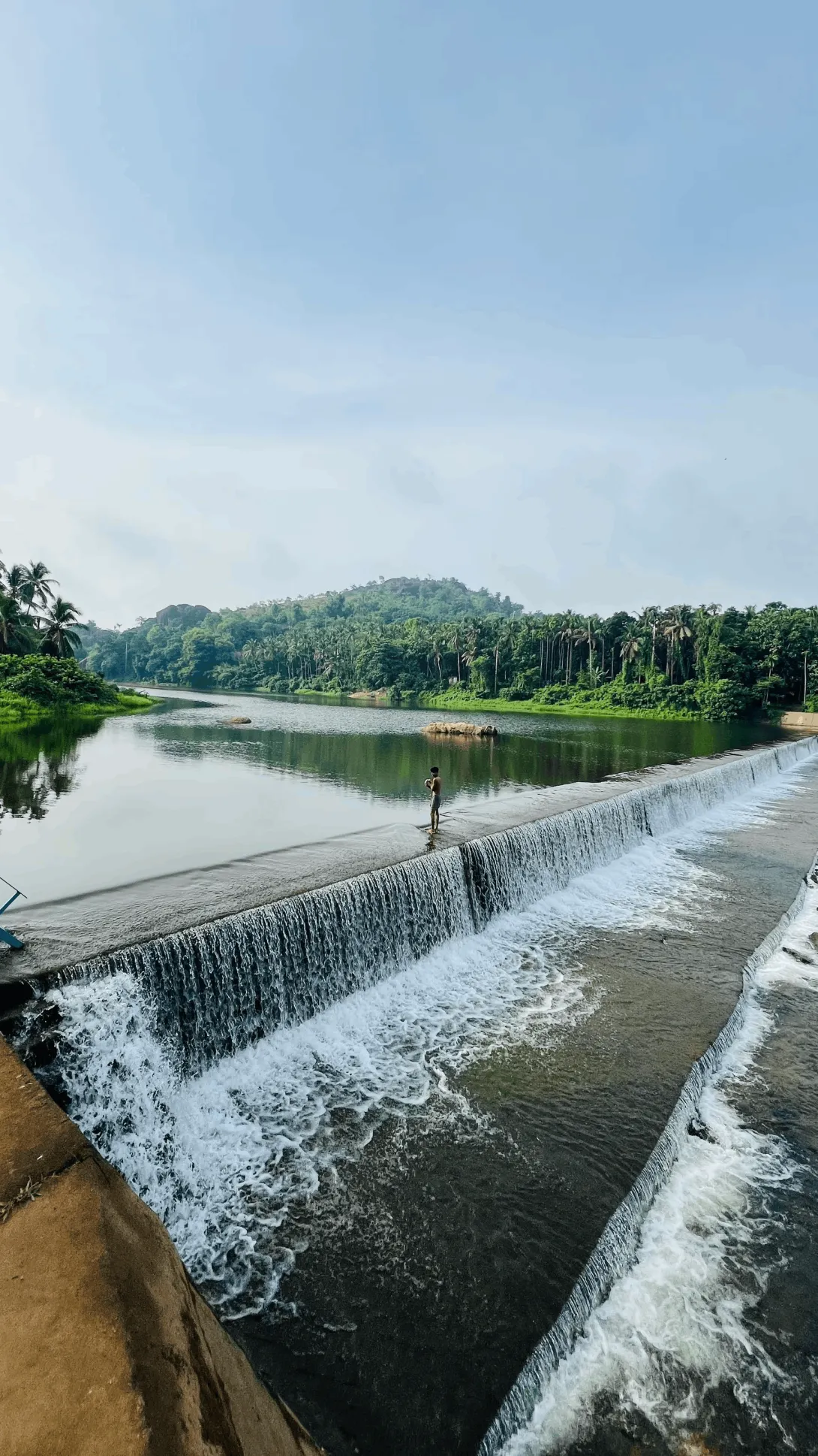 മണിയേറിക്കടവ് ചെക്ക് ഡാം 