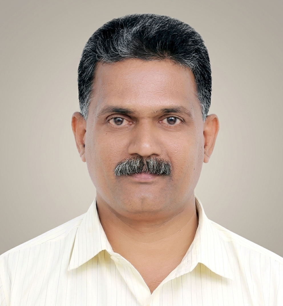 അഷറഫ് എം