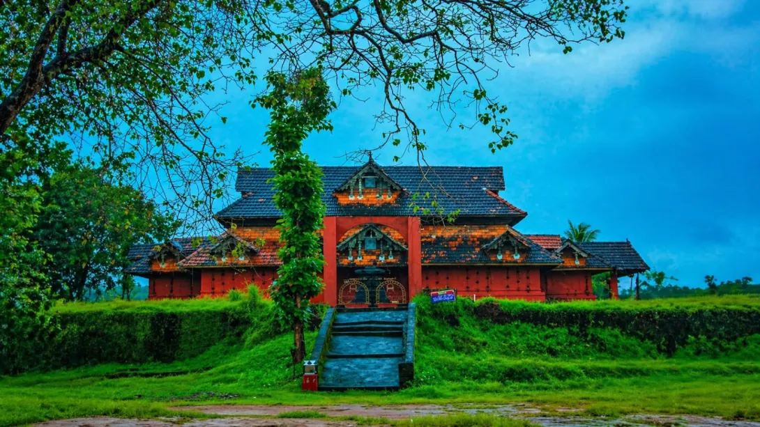 ശ്രീ പൂക്കാട്ടിയൂർ മാഹാദേവ ക്ഷേത്രം