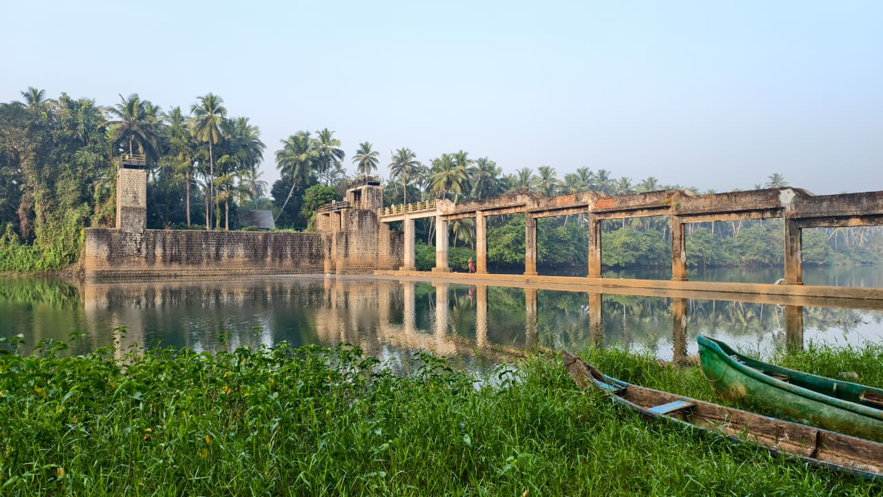 മണ്ണെട്ടാംപാറ ദൂര ചിത്രം