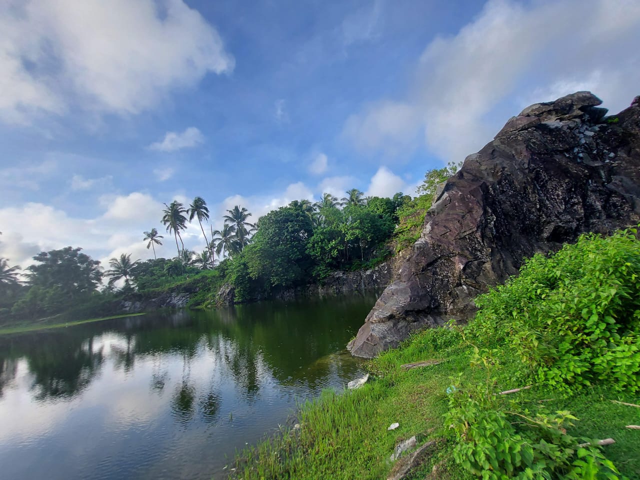 പാറകുളം