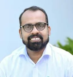 അഡ്വ.കെ.എം.രഘുനാഥ്
