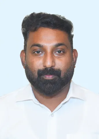 റഫീഖ് മലയിൽ