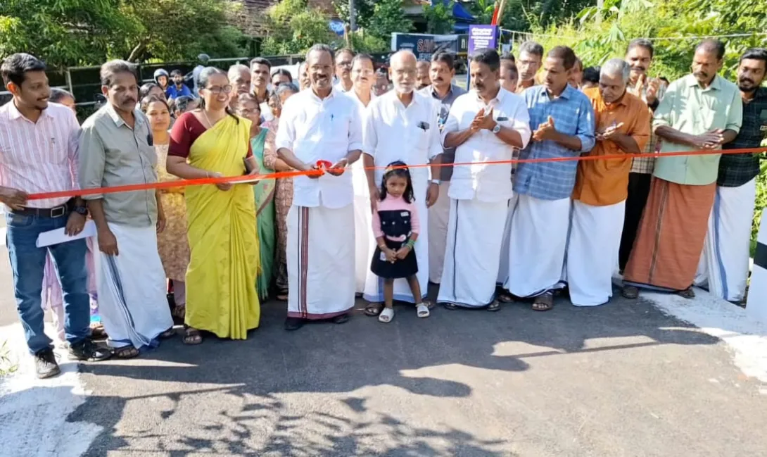 ചങ്ങരംവെള്ളി സ്കൂൾ മാടക്കണ്ടി  കനാൽ റോഡ് ഉത്ഘാടനം 