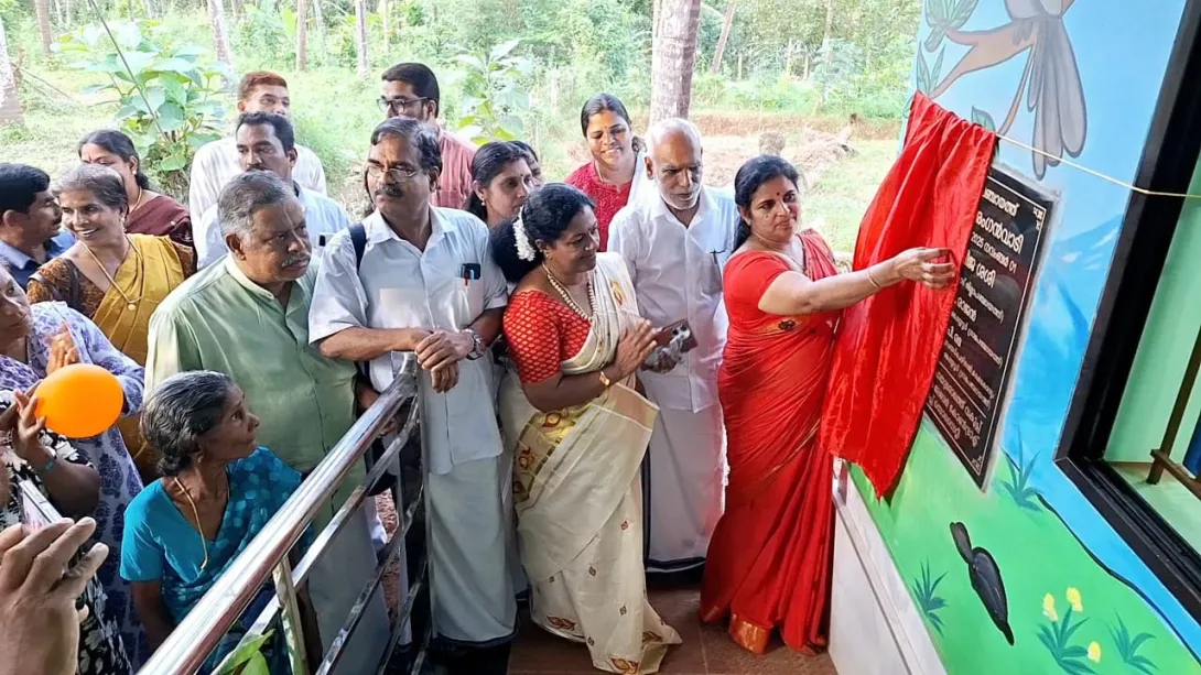 പാവട്ടു കണ്ടിമുക്ക് എളമ്പിലാട് അംഗൻവാടി ഉദ്ഘാടനം
