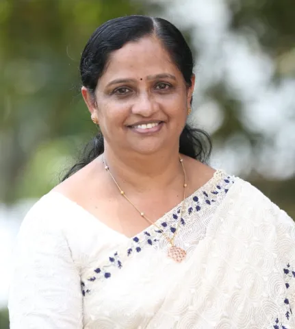 മോളി തോമസ്