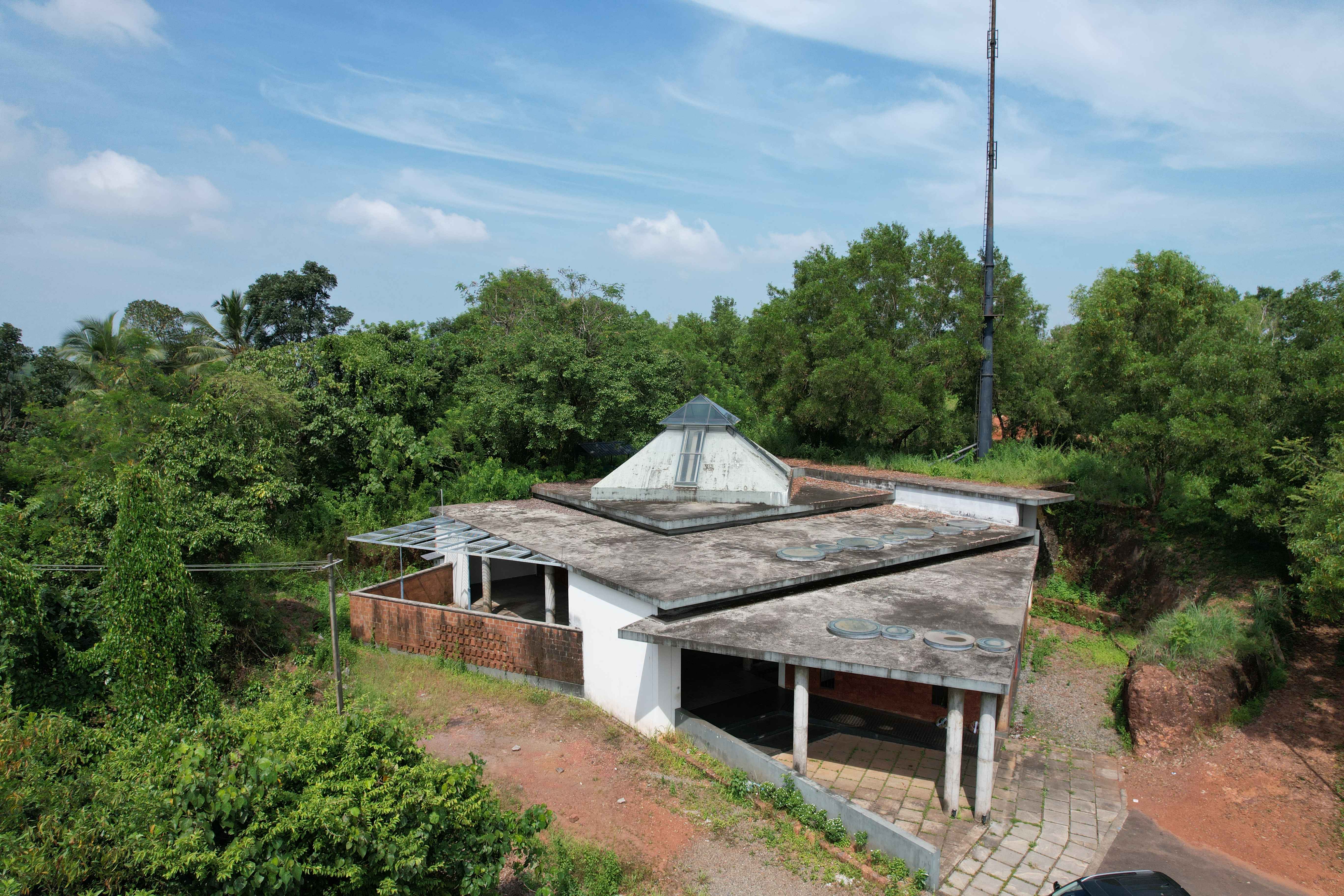 പ്രശാന്തി ഗാർഡൻ മോഡൽ ക്രിമറ്റോറിയം