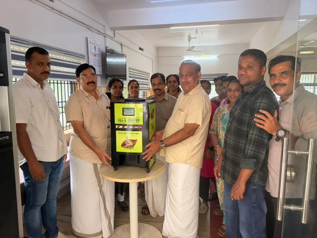 സന്ദർശകർക്കായി ചായയൊരുക്കി ഉളളിയേരി ഗ്രാമപഞ്ചായത്ത്.