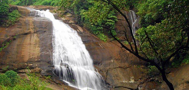 തുഷാരഗിരി വെള്ളച്ചാട്ടം