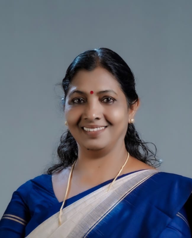 .മിനി പന്തലിങ്ങൽ
