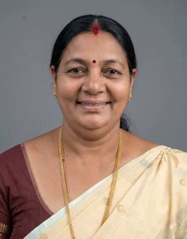 ഗിരിജ സുധാകരന്‍