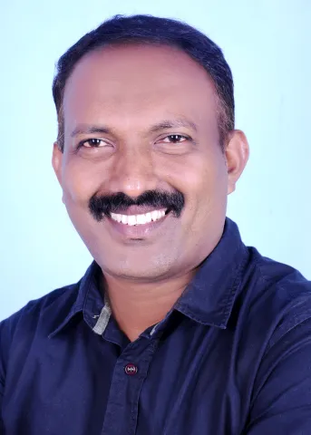 മുഹമ്മദ് ഇഖ്ബാല്‍ എന്ന കെ എം ഫൈസല്‍