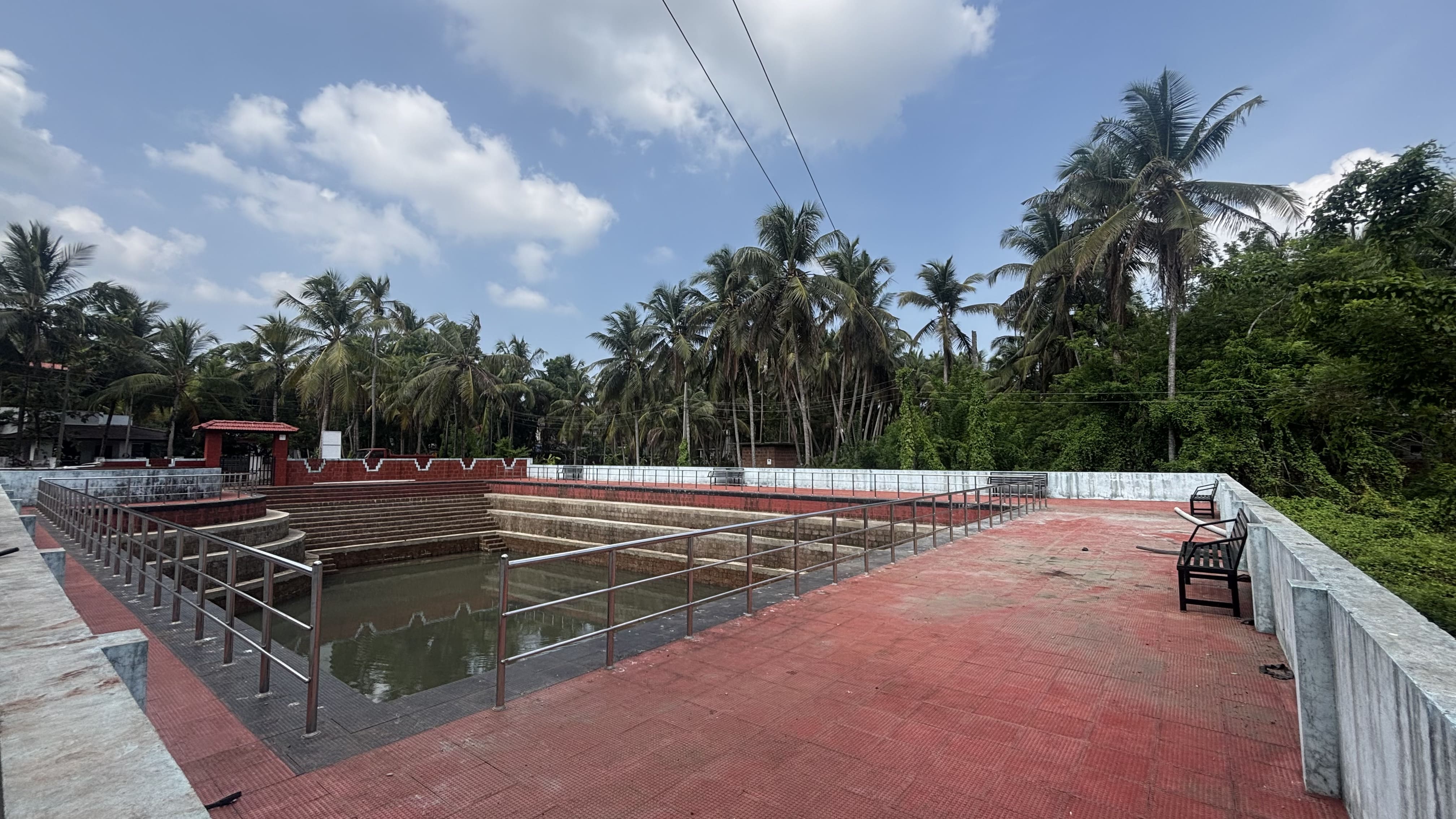 കാട്ടാമ്പള്ളി ചിറ