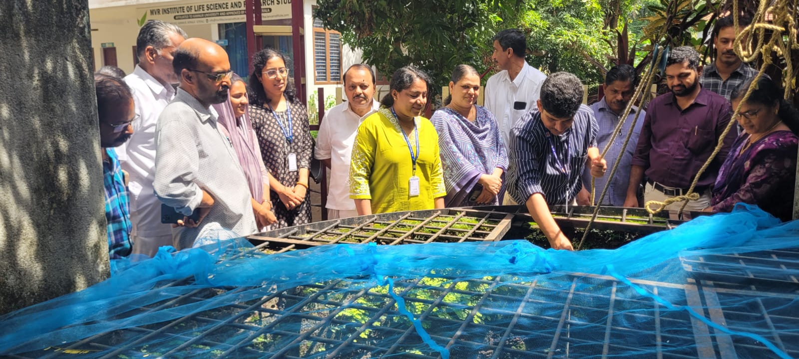 പഞ്ചായത്ത്‌ കിണറും ക്ലോറിനെറ്റ് ചടങ്ങിൽ മെഡിക്കൽ ഓഫീസർ ഡോ. അനീഷ്‌ ബാബു സമ്പൂർണ്ണ ക്ലോറിനേഷന്റെ പഞ്ചായത്ത്‌ തല ഉദ്ഘാടനം നിർവഹിച്ചു.