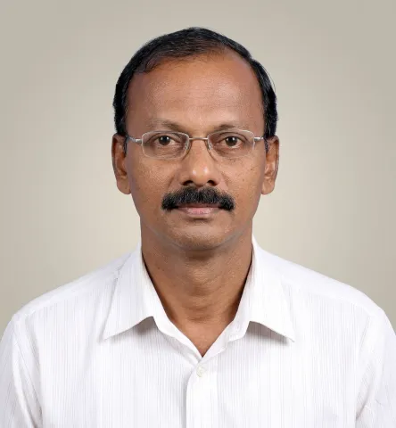 ഐ പി വേലായുധൻ