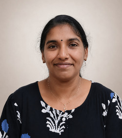 alt="ആരതിപവിത്രൻ എ.ഇ എൻ.ആർ.ഇ.ജി"