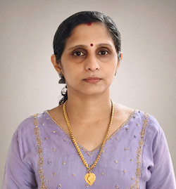 alt="രേഷ്മ എം-'ടി.എ"