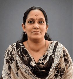 ഷൈമ കെ പി_സീനിയർക്ലർക്ക്